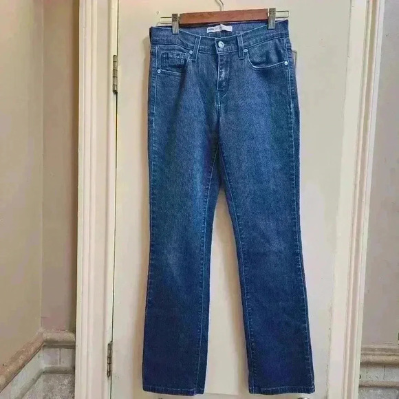 8. 505 levi's straight leg blue denim jeans - Picture 2 of 7